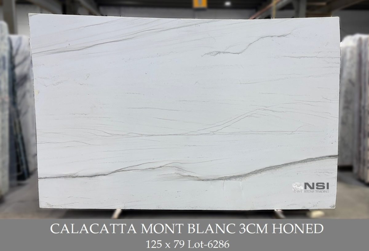 Calacatta Mont Blanc 3cm Honed 125x79 Lot-6286 CALACATTA MONT BLANC 3CM - Image 1