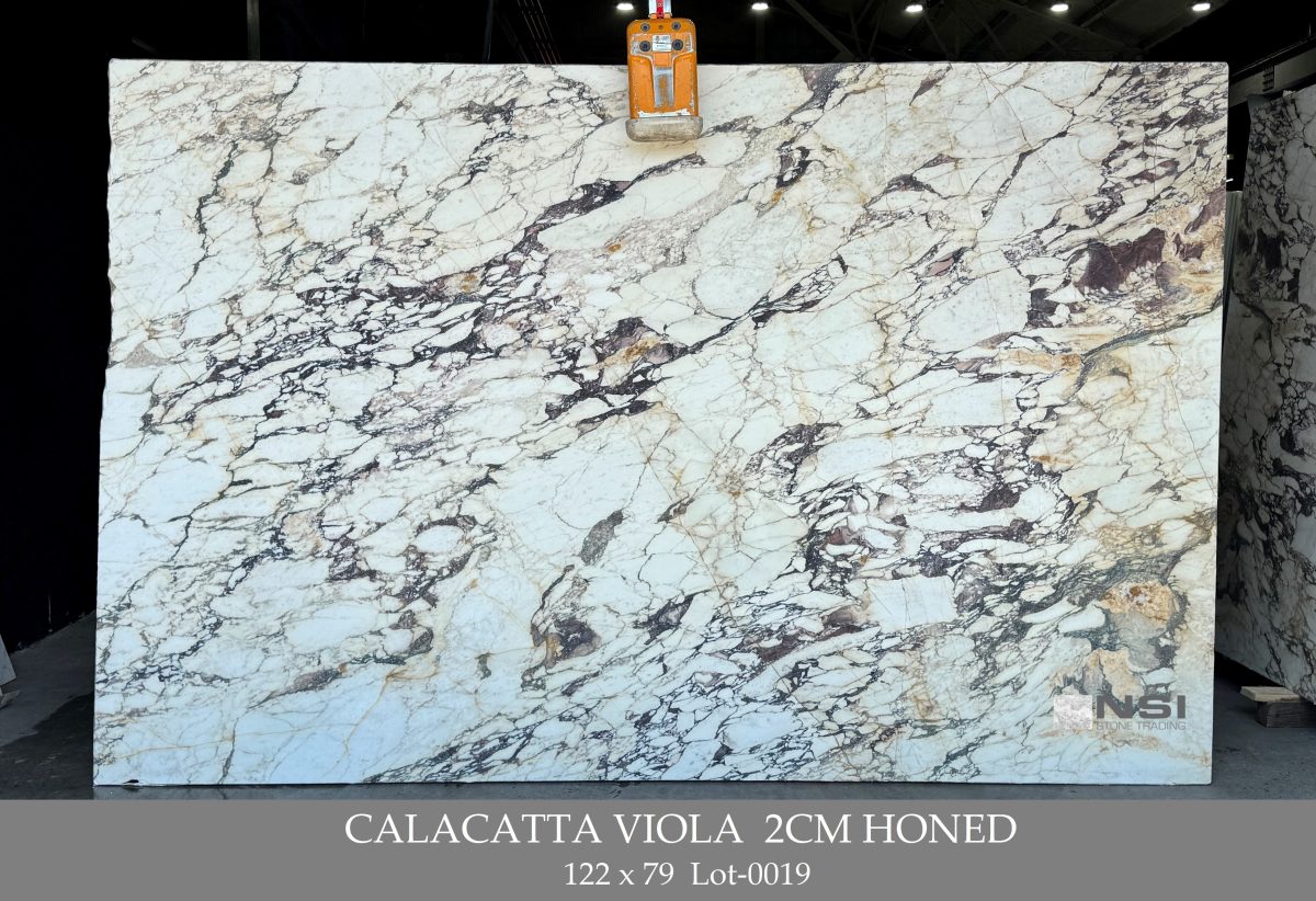 Calacatta Viola 2cm Honed 122x79 Lot-0019 CALACATTA VIOLA 2CM - Image 1