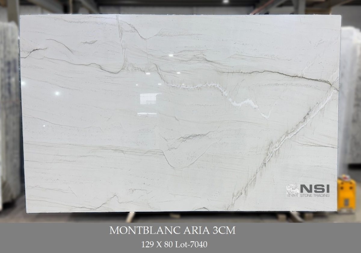 Montblanc Aria 3cm 129x80 Lot-7040 MONTBLANC ARIA 3CM - Image 1