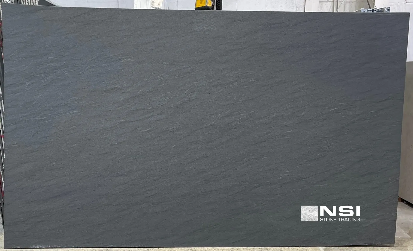 black vermont 2cm brushed 129×77 lot 9889 1 BLACK VERMONT 2CM - Image 1
