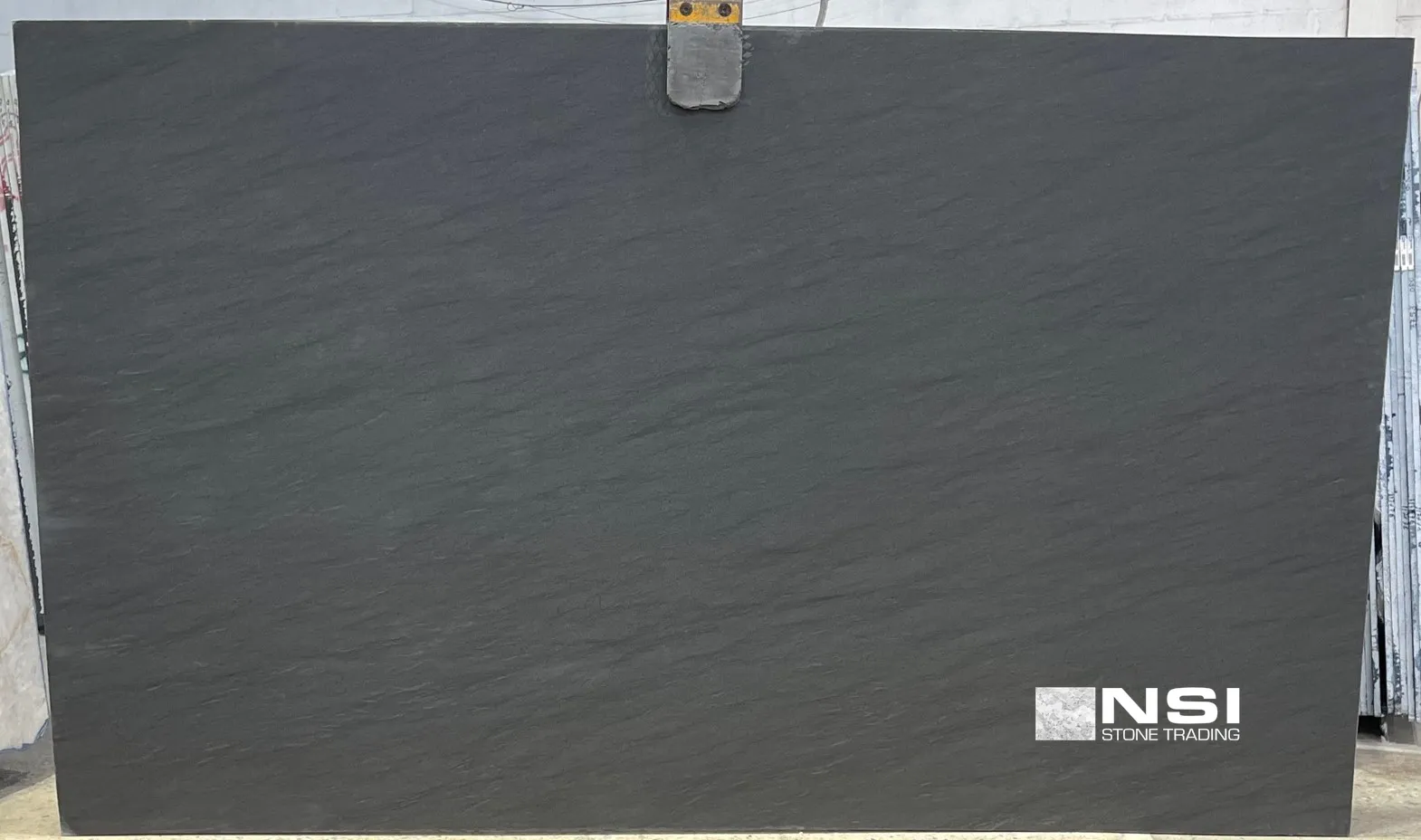 black vermont 3cm honed 130x78 lot 9118 1