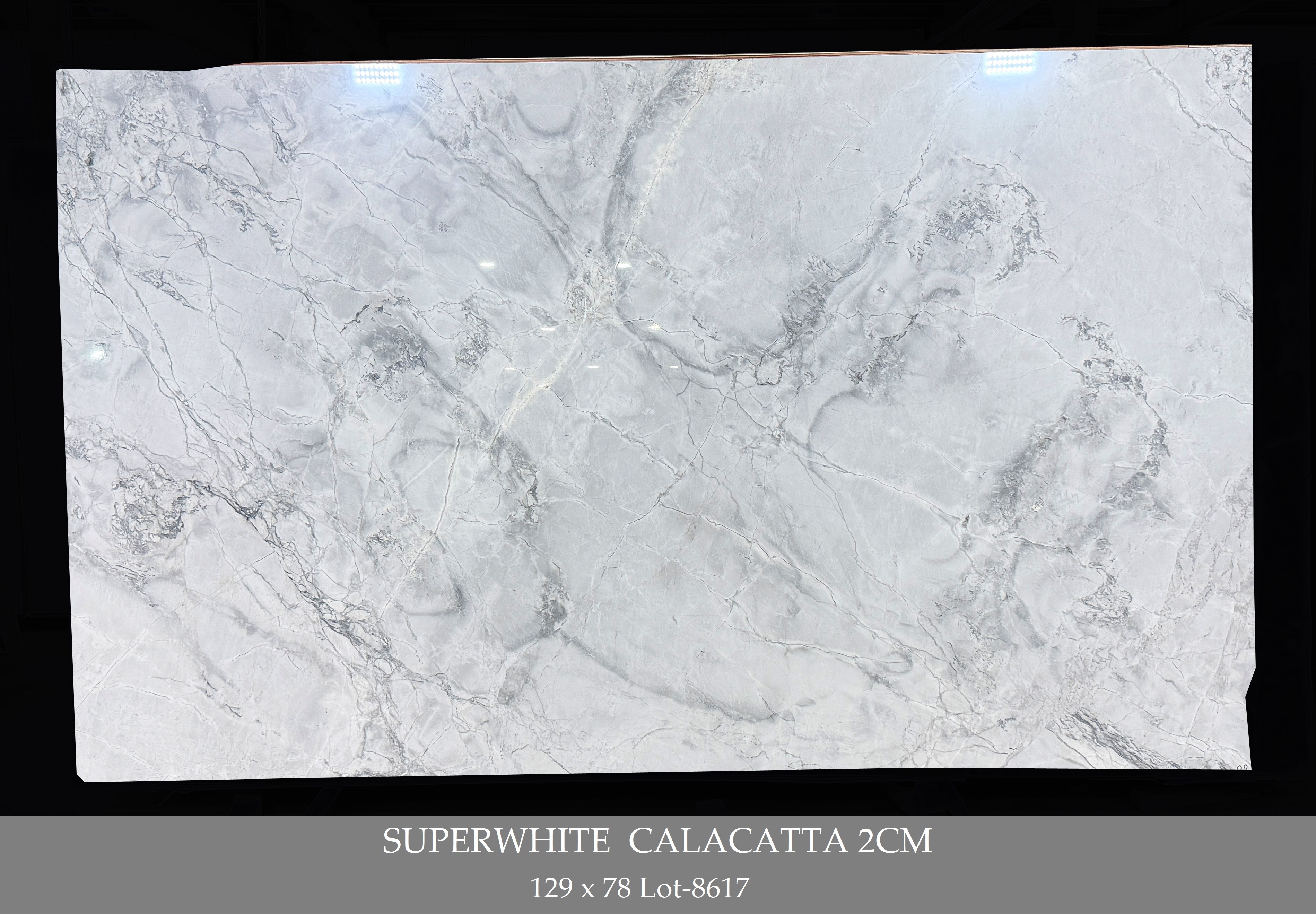 SUPERWHITE CALACATTA 2CM