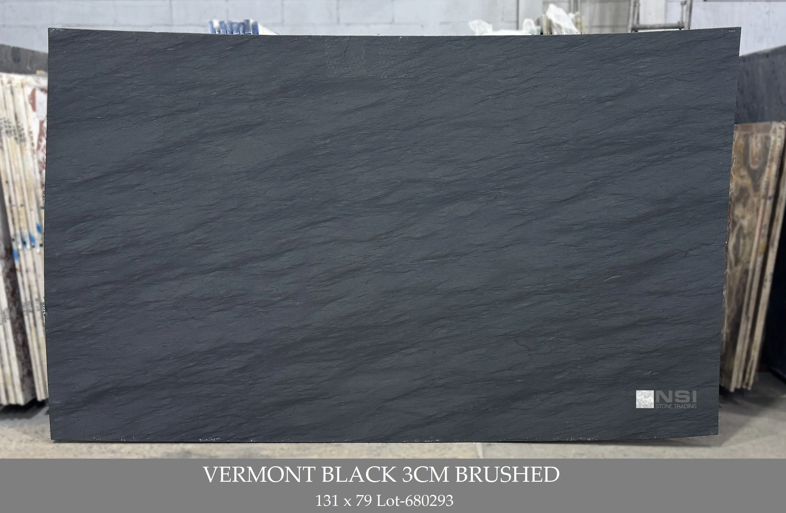 Vermont Black 3cm Brushed 131x79 Lot 680293