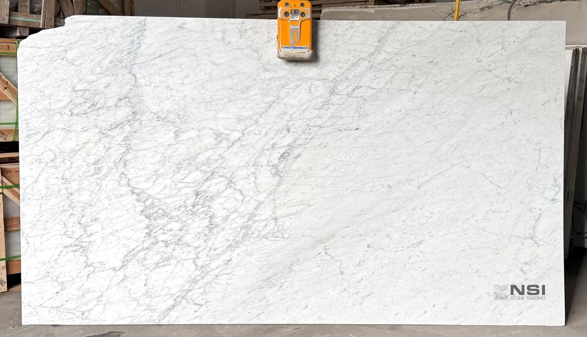 WHITE CARRARA 2CM - Image 1