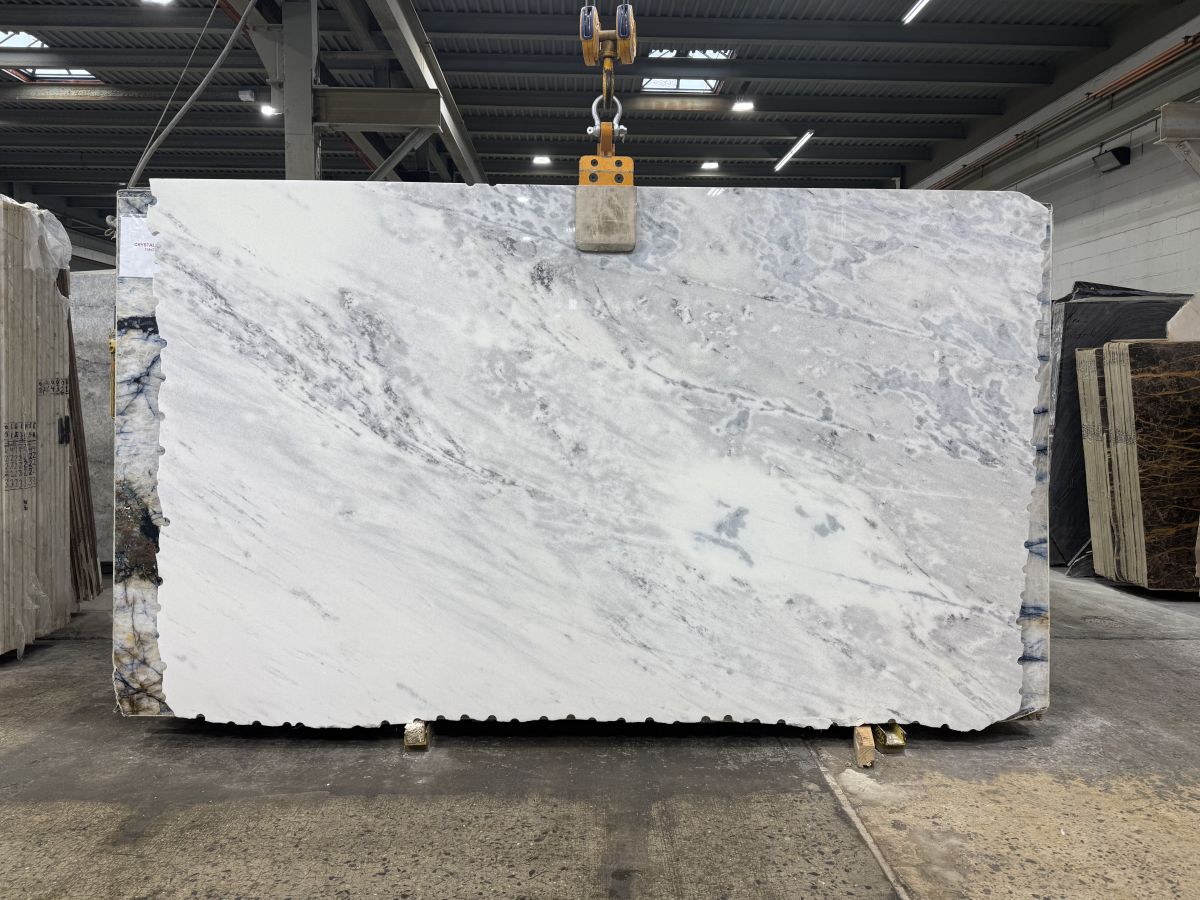 White Storm3cm Lot# 3756 WHITE STORM 3CM - Image 1