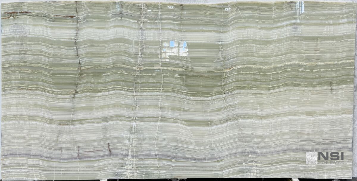 GREEN ONYX VEINCUT 2CM - Image 1